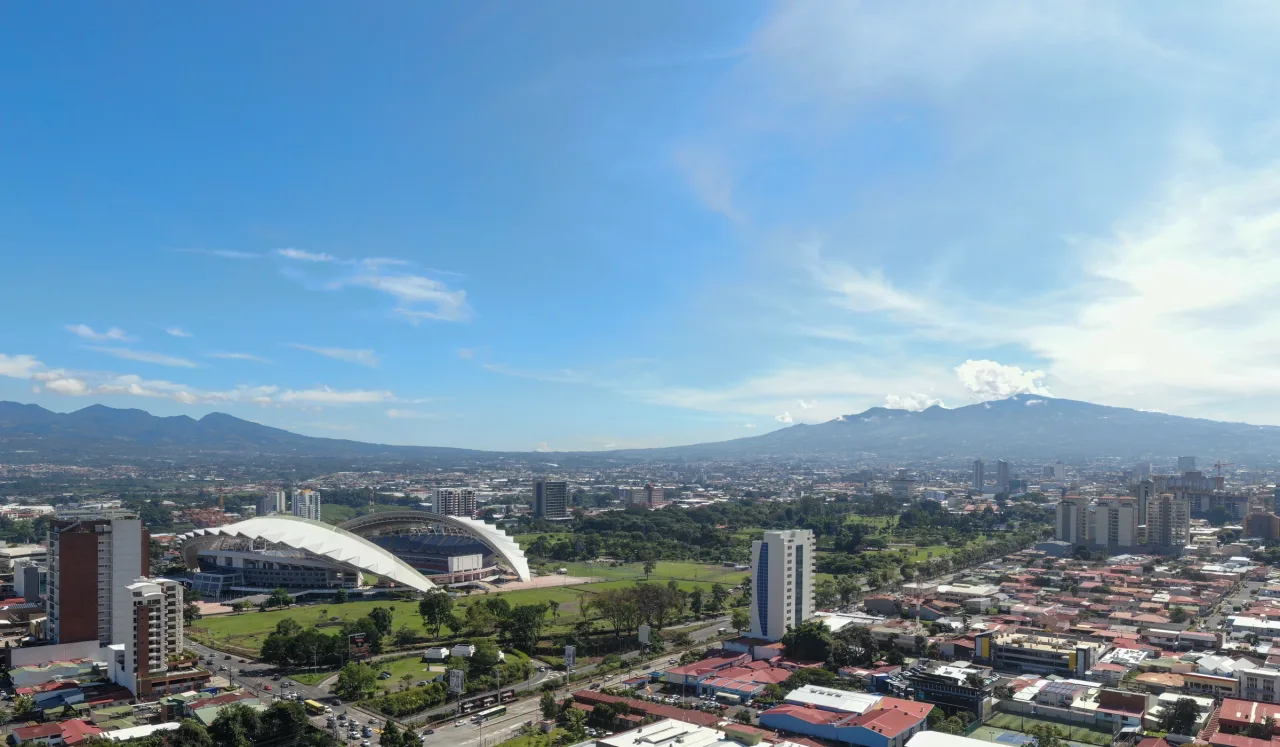 Clear picks · smart routes · Costa Rica